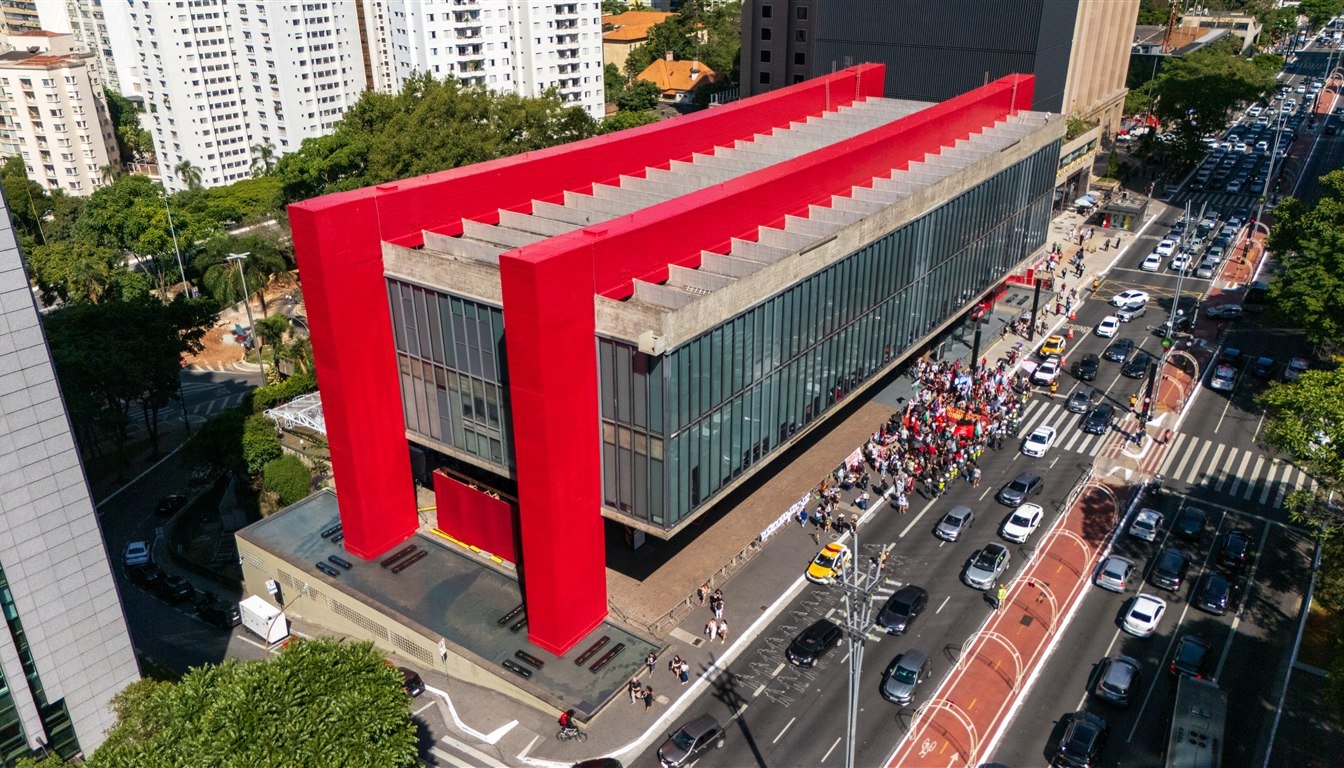Como Comprar Ações na Bolsa de Valores: Passo a Passo para Iniciantes